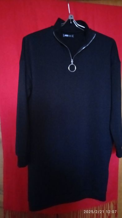 Пайта длина 86см., без капюшона. Отличное состояние. 80%хлопка.