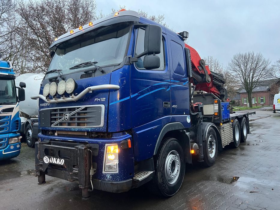 Volvo FH460 8x4 Grua PM85 Ton