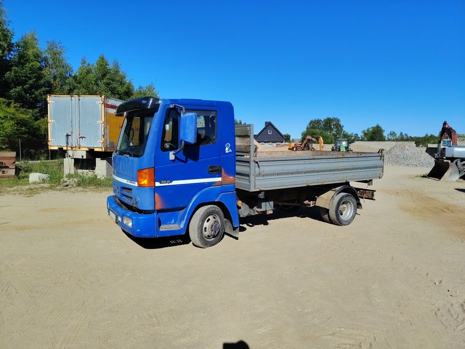 Nissan atleon 35.13 wywrotka