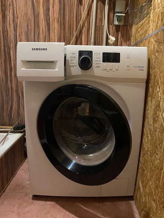 Пральна машинка Samsung eco bubble. 6kг.