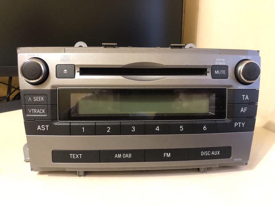 Магнитола Тойота Авенис 2011 Т-27 б/у