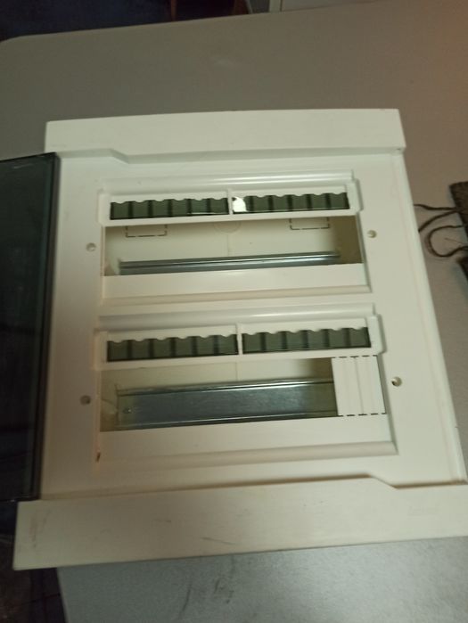 Щит електричний, щиток