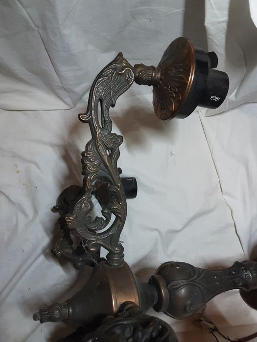 Винтажная люстра(металл)пятирожковая