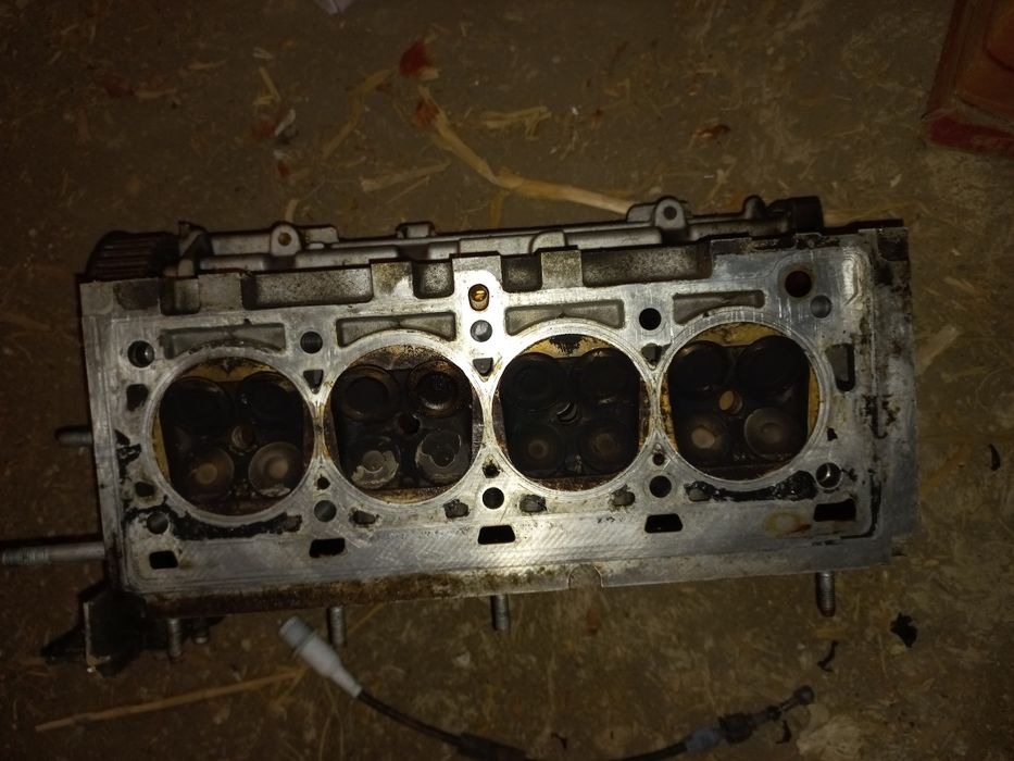 Гбц.рено сценік лагуна.1.4 бензин .16 клапанів