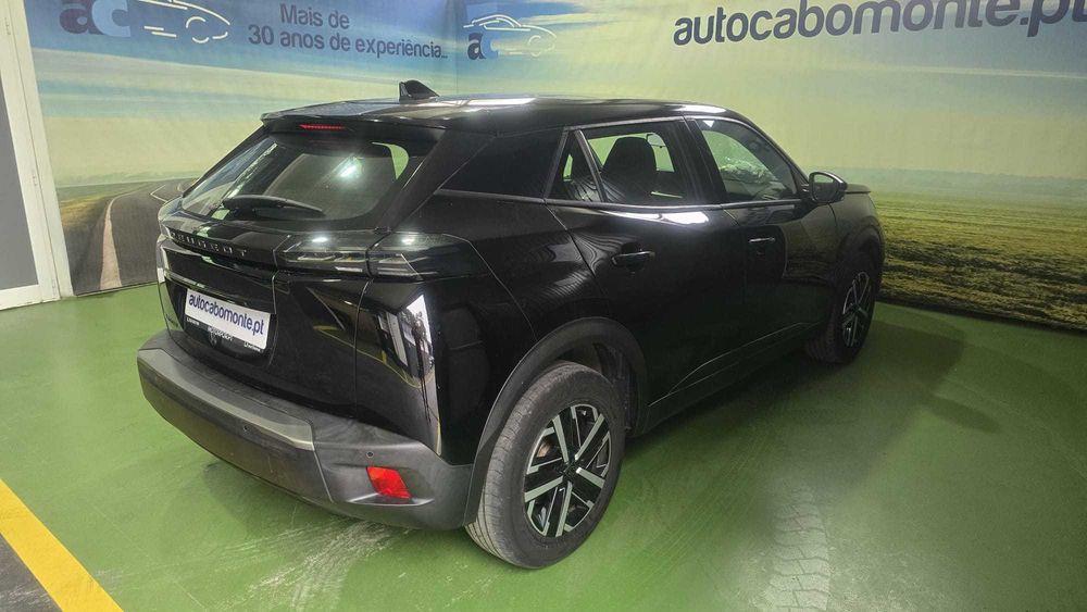 Peugeot e-2008 50 Kwh Active - Salvado
