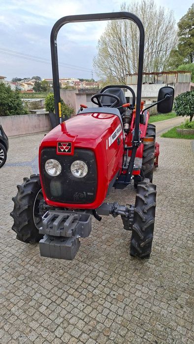 Trator Massey Ferguson 1529 de 2016 com ou sem alfaias
