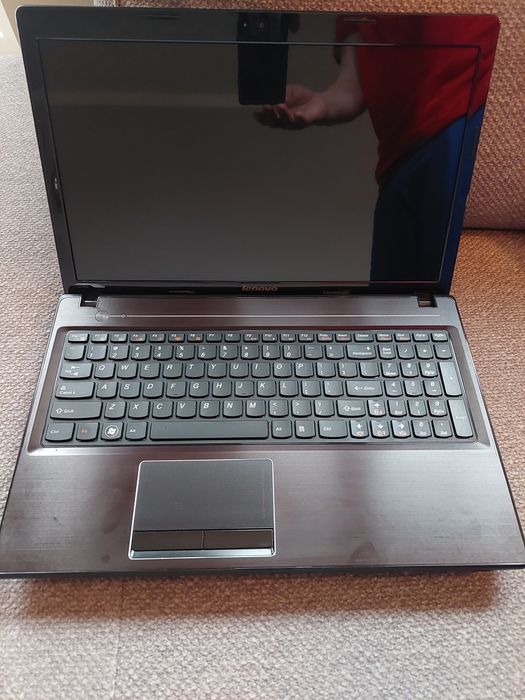 Laptop 15.6 cal SSD 240 gb. 8 gb. Ram