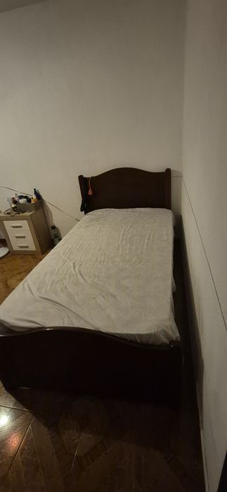 Cama de solteiro com colchão