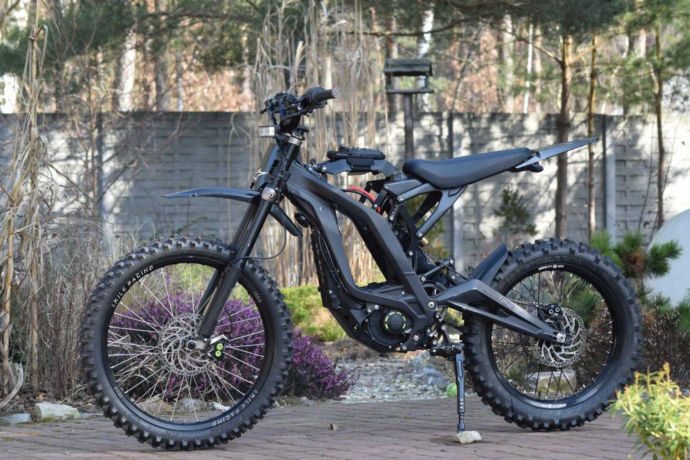 Surron Light Bee L1E, 12kW bateria 60V 60Ah, zarejestrowany, po modach