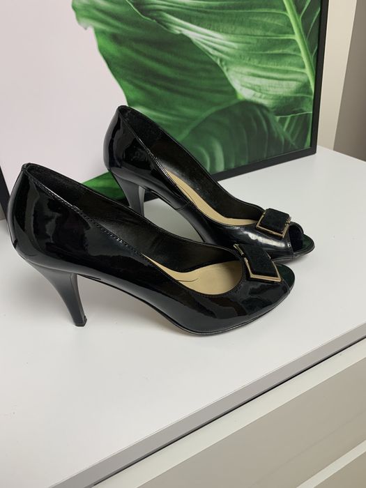 Czarne szpilki 40 skora Lasocki