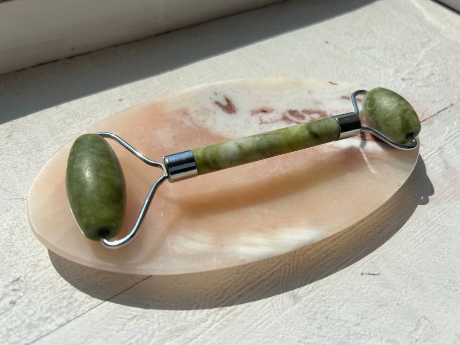 Набір ролер + підставка для масажу обличчя + дермаролер Cosmedica