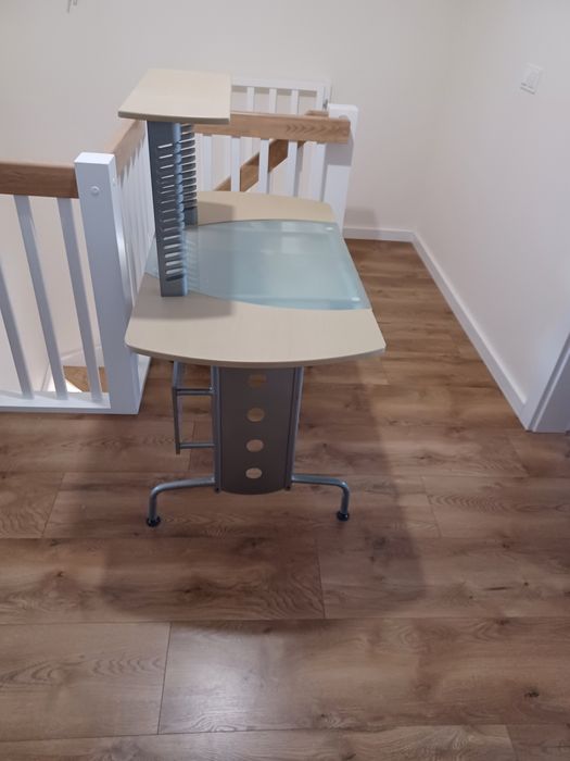 Biurko dla gracza. Pod komputer.