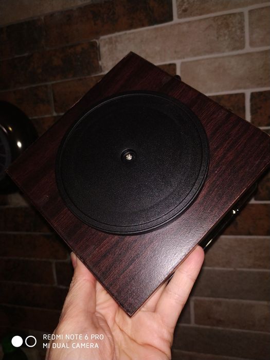 Столик вращающийся под пульты и прочее