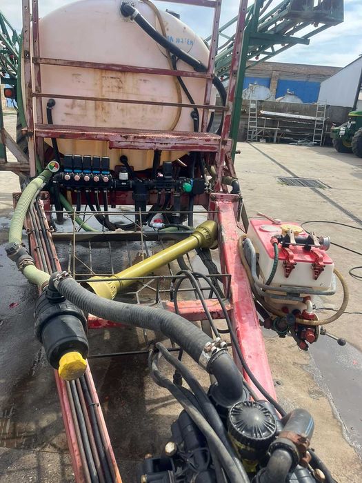 Причепних оприскувач Wil-rich