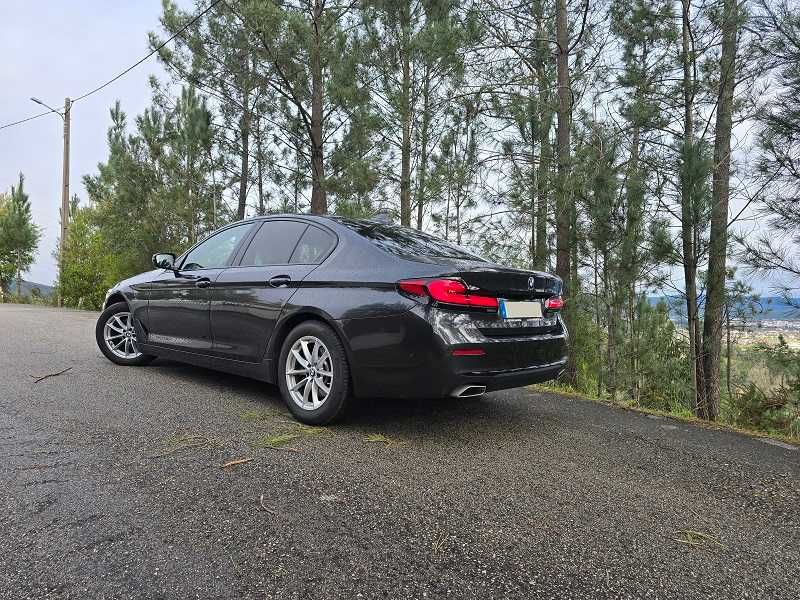 BMW 520d Lci 190cv Mild-Hybrid - Nacional - Revisões na marca
