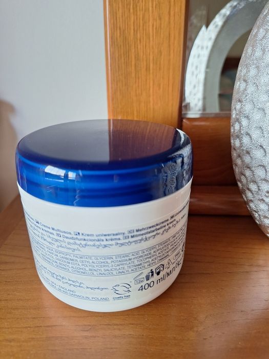 Creme Multiusos com Glicerina Leite de Amêndoa e Vit E 400ml AVON