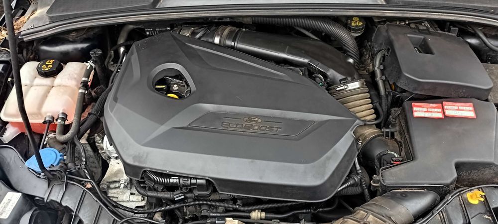 ćwiartka tył tylna błotnik ford focus mk3 lak fb