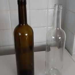 Garrafas de vidro usadas