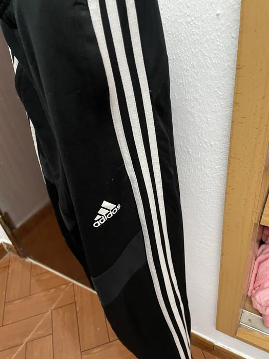 Calcas da adidas como novas