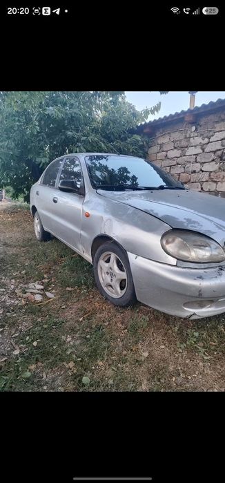 Машина Daewoo Lanos