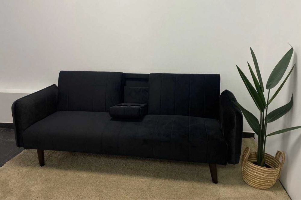 Sofa veludo preto