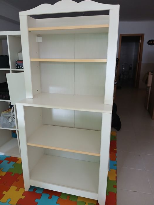 Móvel IKEA branco de arrumação