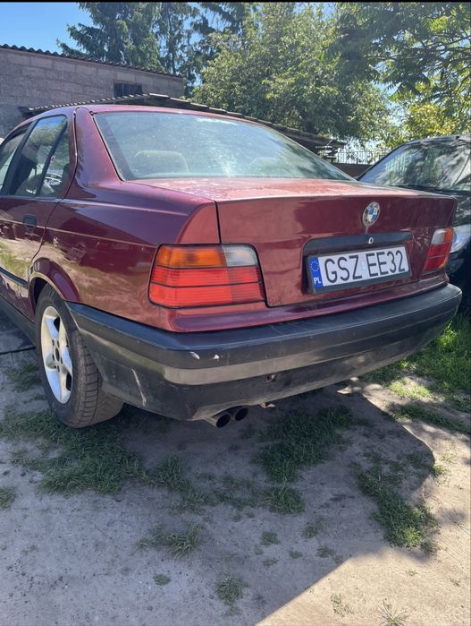 Bmw e36 sedan 1.6