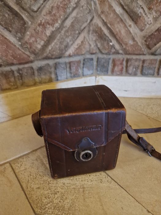 Câmara fotográfica Voigtlander Brillant