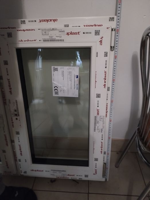Okno PCV 1050mm/850mm