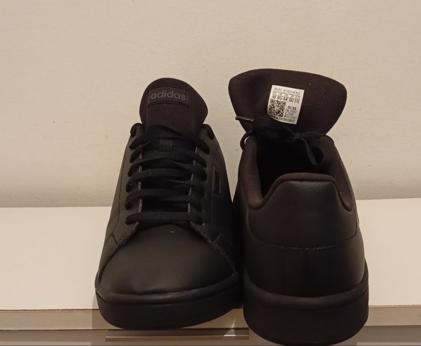 Tênis Adidas resistente