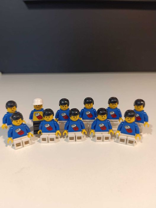 LEGO 3305 World Team Lego System Sports Town - 11 figurek