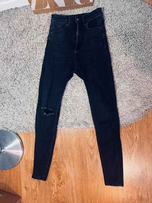 Stradivarius rurki 34 wysoki stan xs czarne