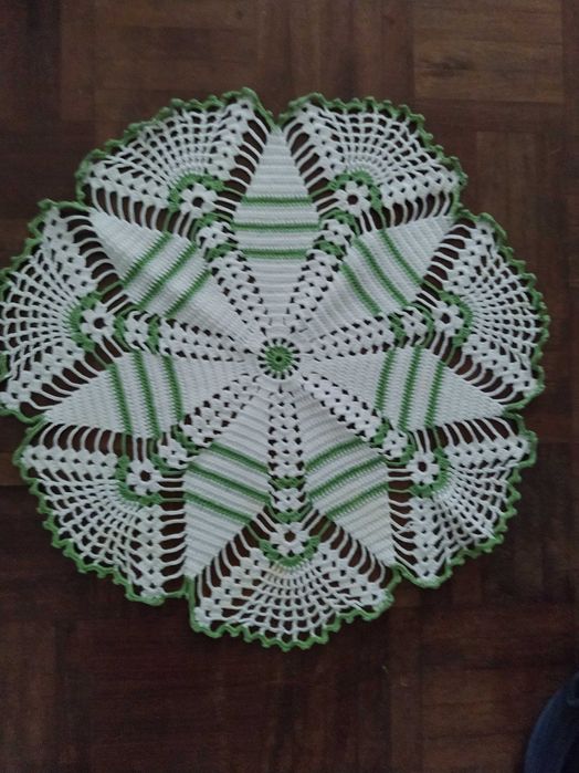 Mandala em Crochet 40cm diâmetro