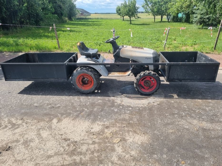 Traktorek wozidło do warzyw owoców  Budowlane