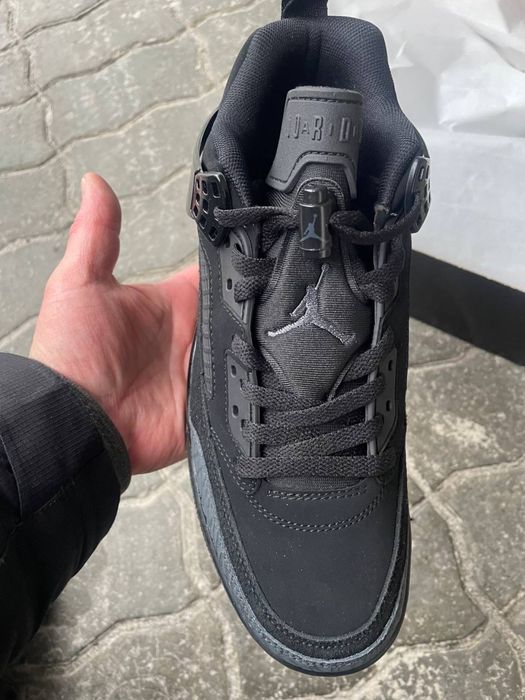 Jordan Spizike low black cat в наявності 41-45