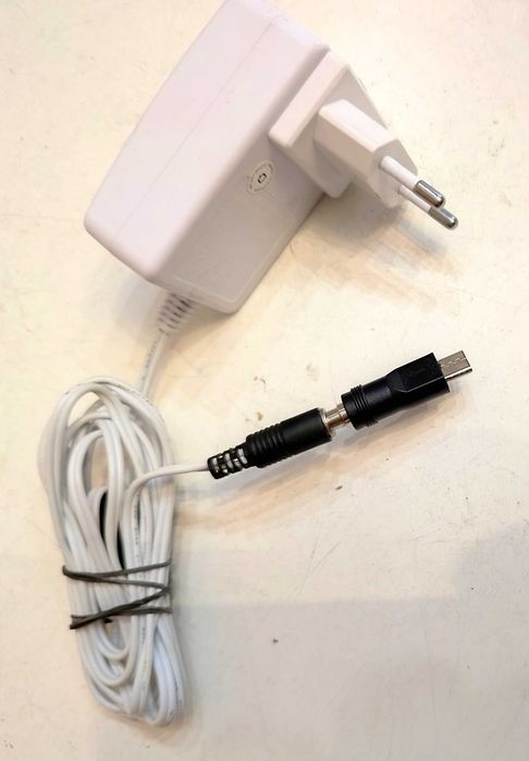 Zasilacz 5 V - USB - C do urzadzeń AV