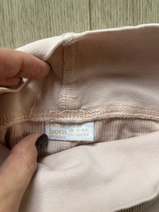 Leginsy niemowlęce prążkowany materiał