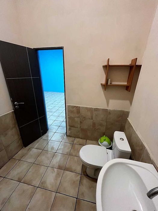 Здається в оренду приміщення р-н Легенди