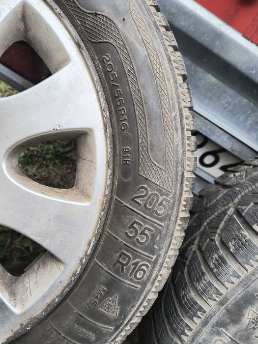 Koła aluminiowe 16 '' 5x112 z oponami zimowymi