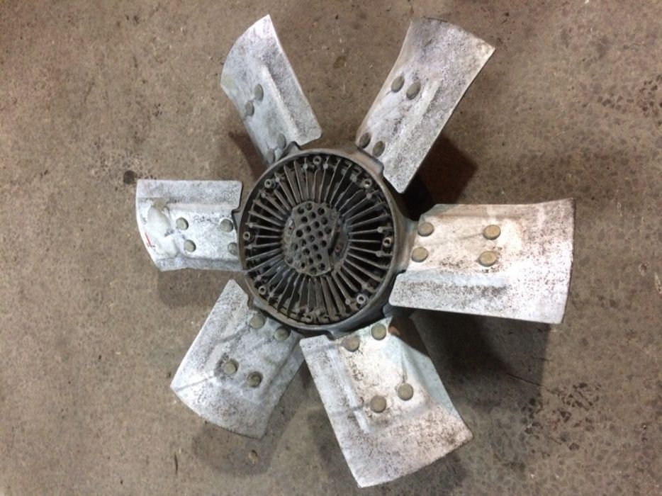 Вентилятор с гидромуфтой вискомуфтой Mercedes 814, 817, 1117, ОМ366