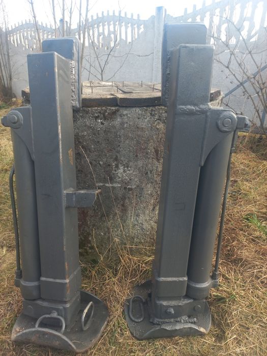 Лапи до маніпулятора