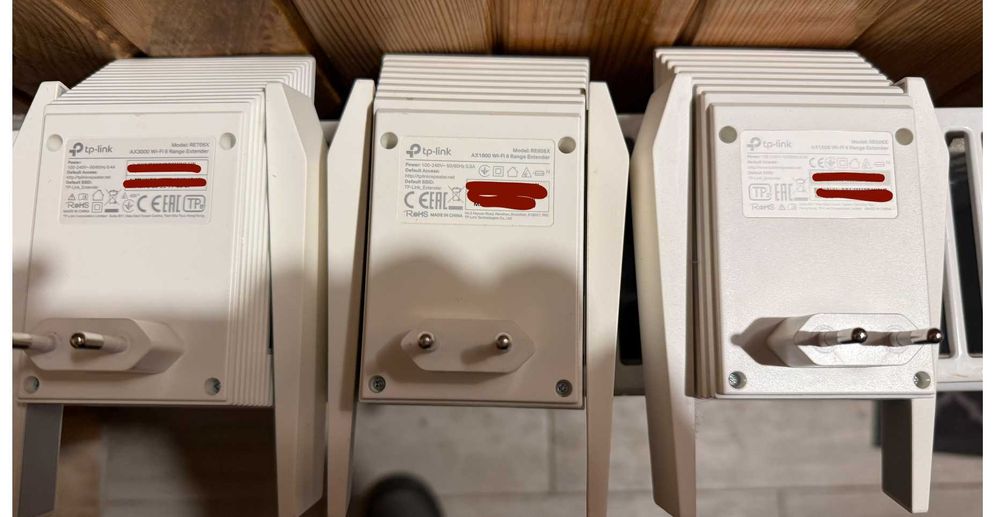 Komplet router + 3 x repeater + AC + switch tAX73 RE505X RE705X RE605X