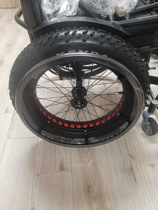 Koła plażowe,  terenowe rozmiar 20x4,0  do wózka inwalidzkiego.