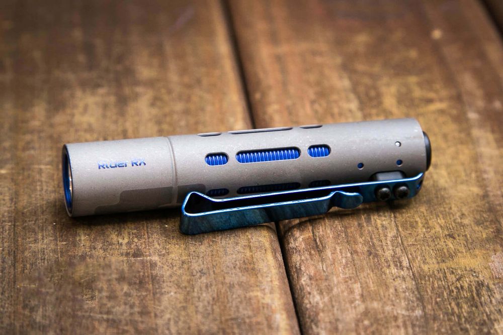 Брелок EDC наключник AceBeam Rider RX 2.0 Ti Titanium