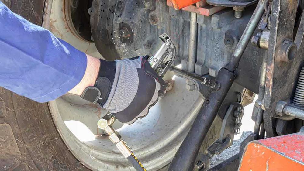 SMAROWNICA TAWOTNICA Nożna Do Smarowania Smaru Pneumatyczna 3L WĄŻ 4m