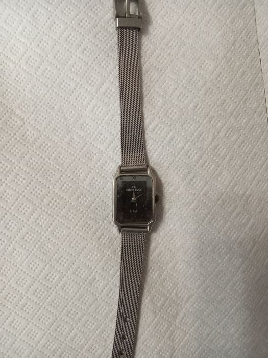 Часы наручные женские