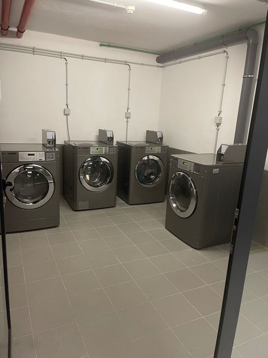 Apartamento T1 Porto - semi novo - parque dos sobreiros