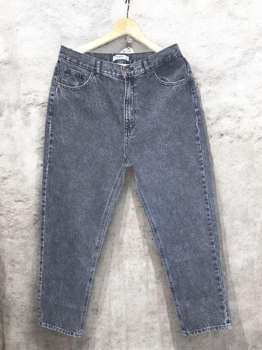 Жіночі джинси мом