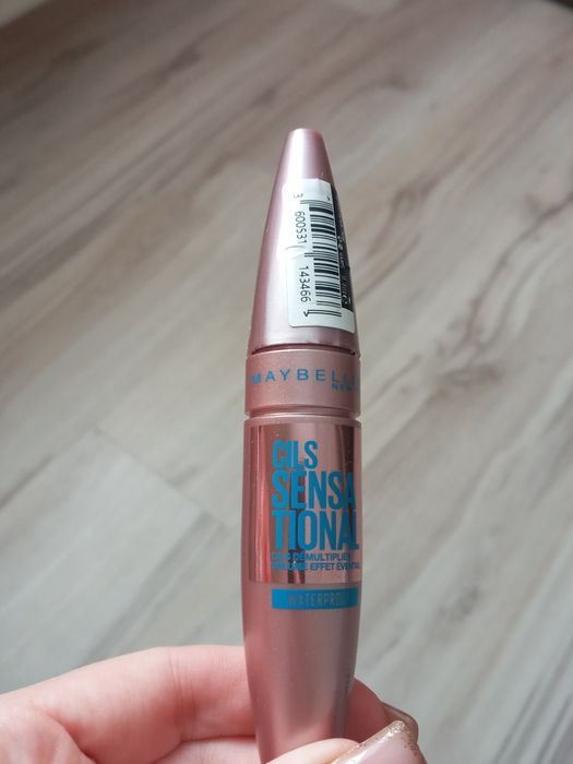 Тушь Maybelline для ресниц