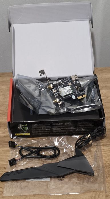 Karta sieciowa Gigabyte AORUS WiFi 6 AX200 + Bluetooth 5.0 | PCIe